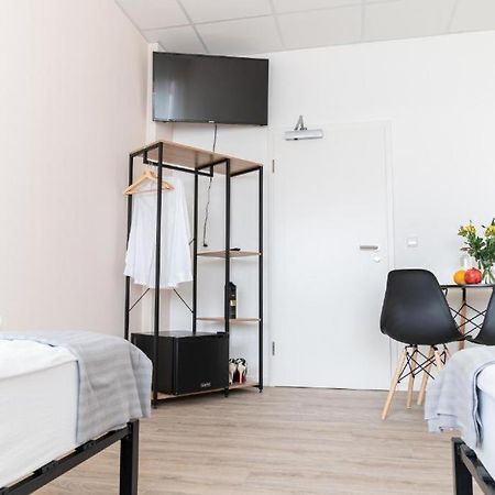Hostel Messe Laatzen ภายนอก รูปภาพ