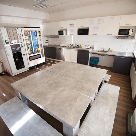 Hostel Messe Laatzen ภายนอก รูปภาพ