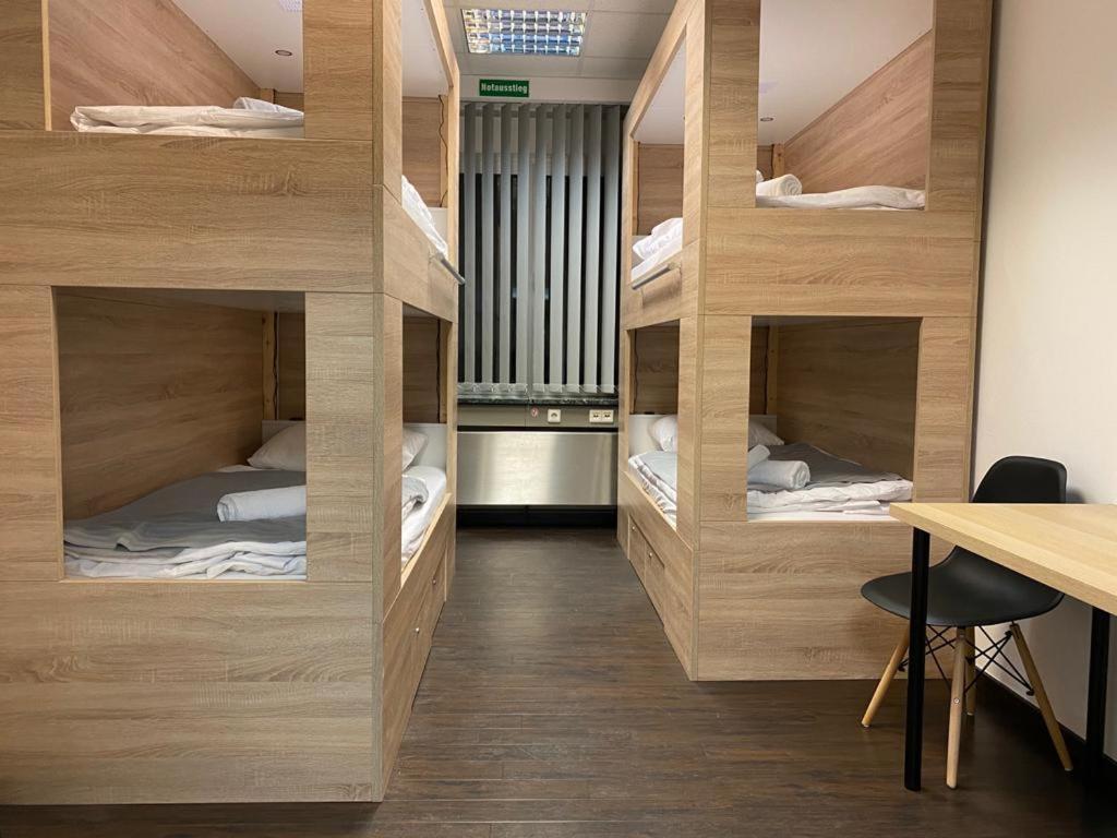 Hostel Messe Laatzen ภายนอก รูปภาพ