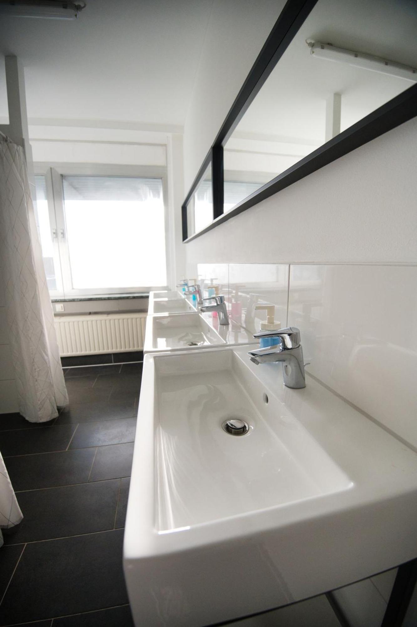 Hostel Messe Laatzen ภายนอก รูปภาพ
