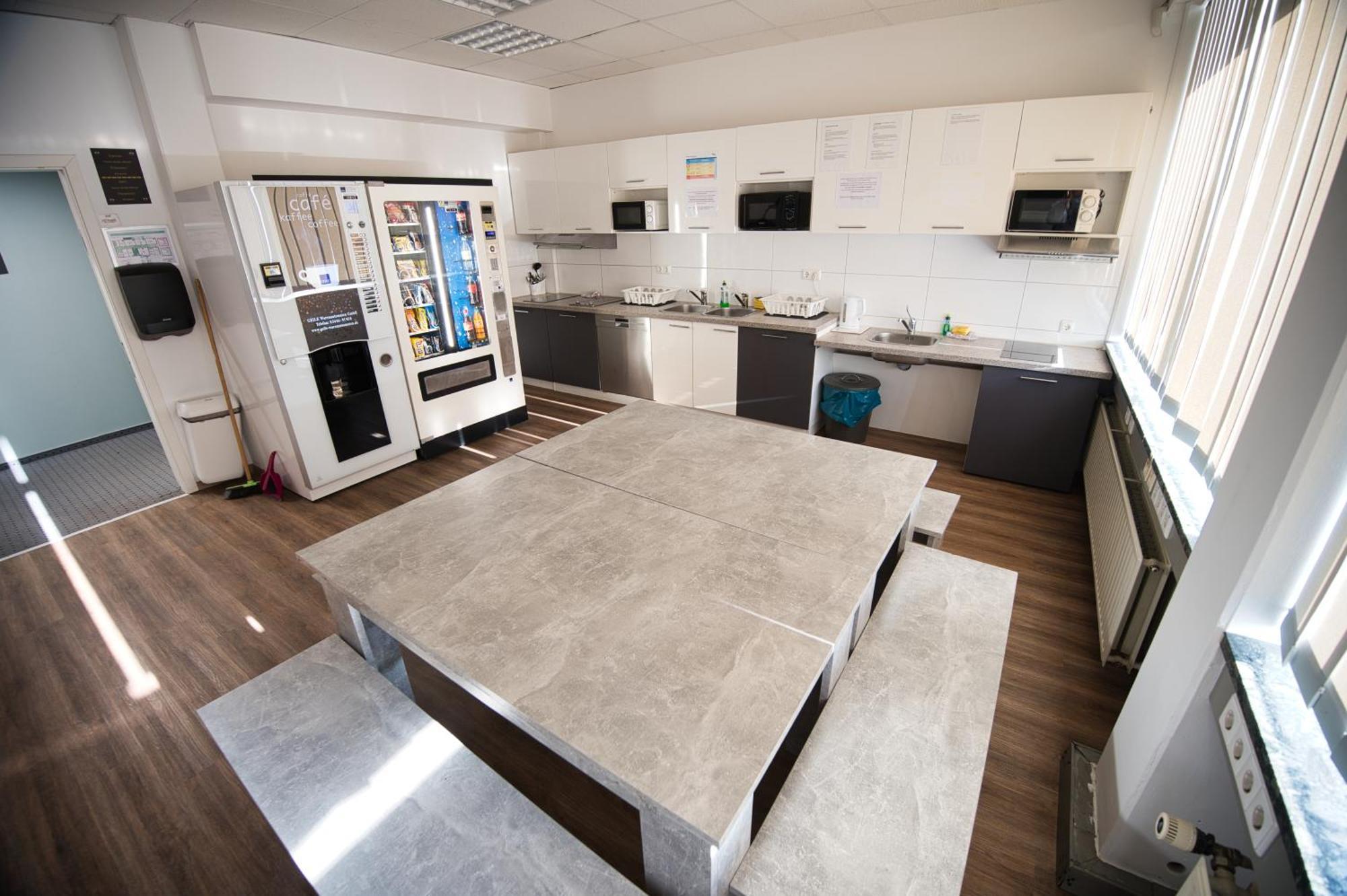 Hostel Messe Laatzen ภายนอก รูปภาพ